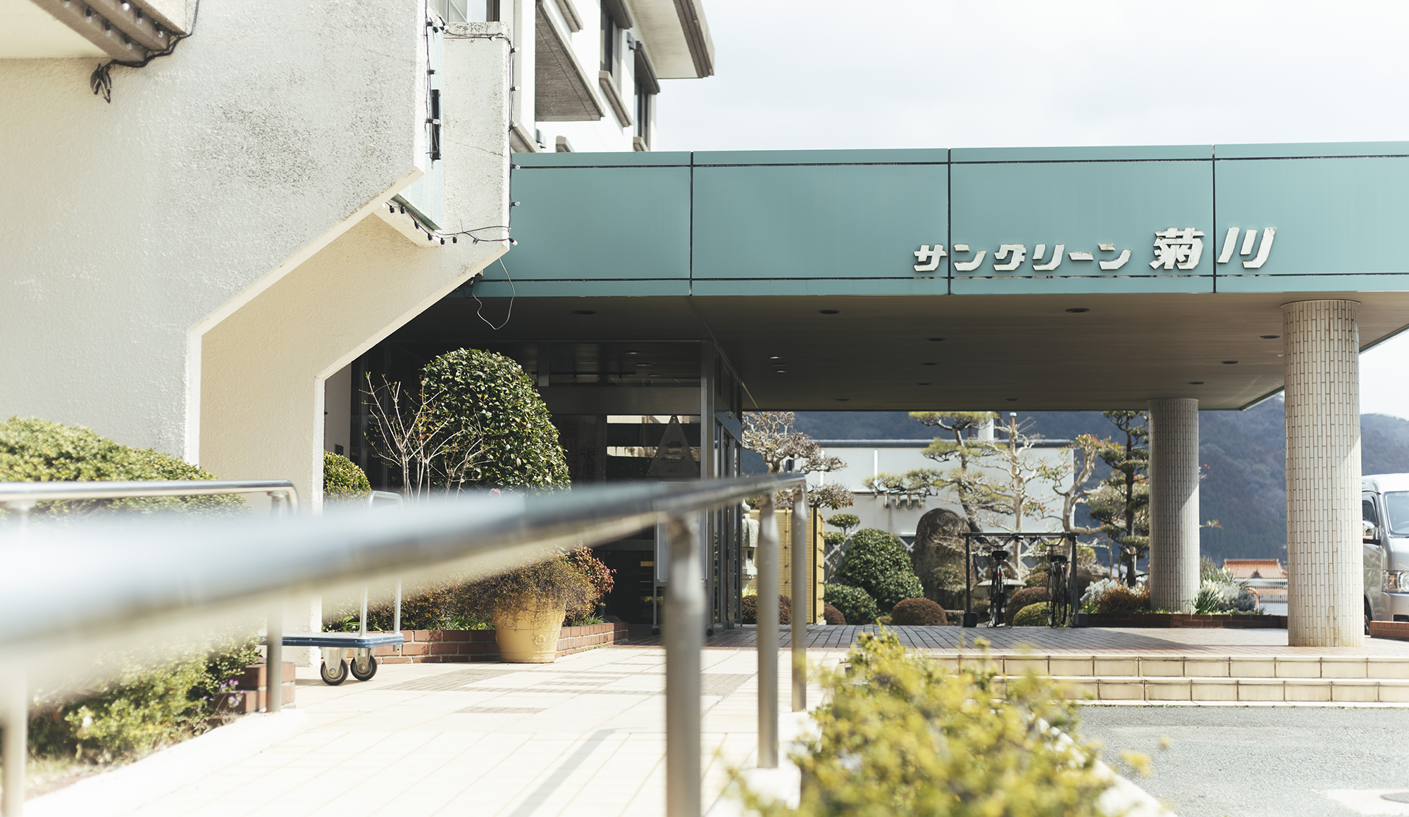 玄関